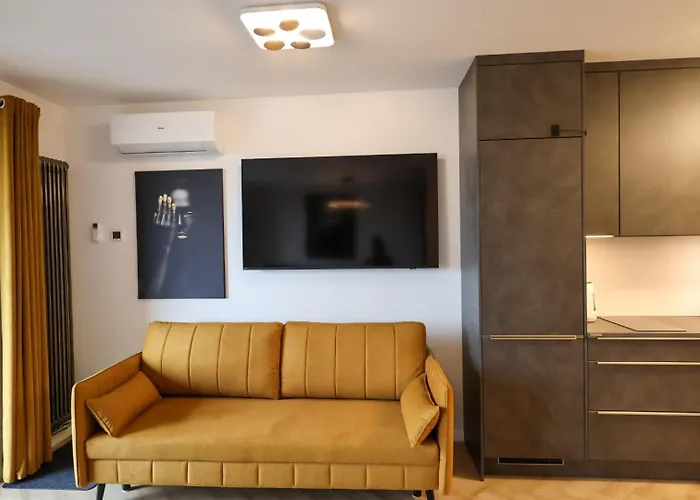 Apartment Premium Klobucka Airport