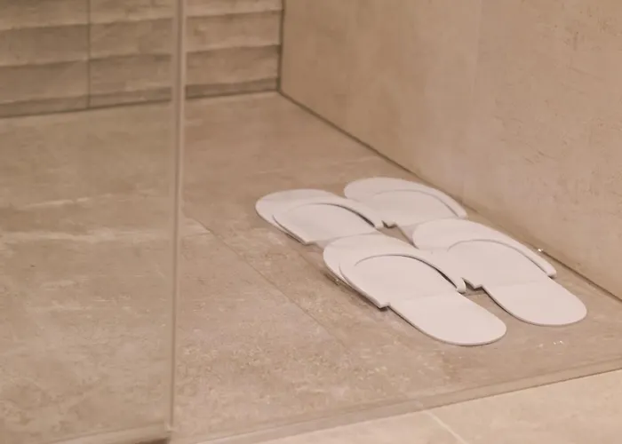 Premium Klobucka Airport